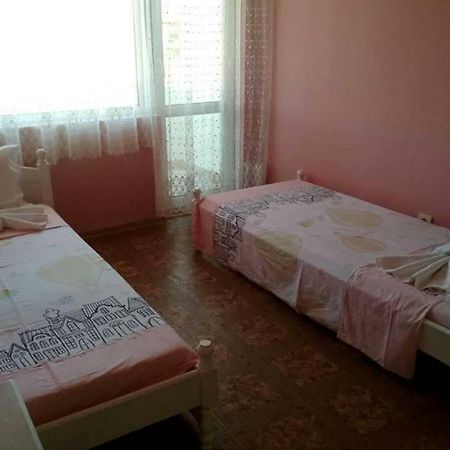 Zafi'S House Apartment Черноморец Екстериор снимка