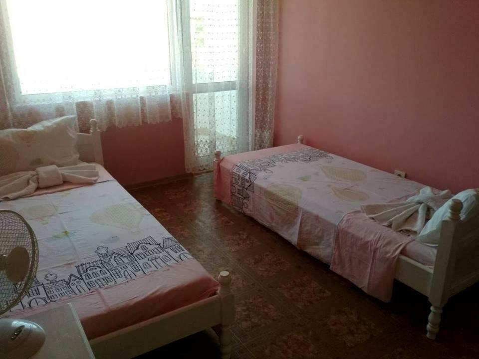 Zafi'S House Apartment Черноморец Екстериор снимка
